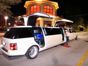 Lakeside Range Rover Limo 